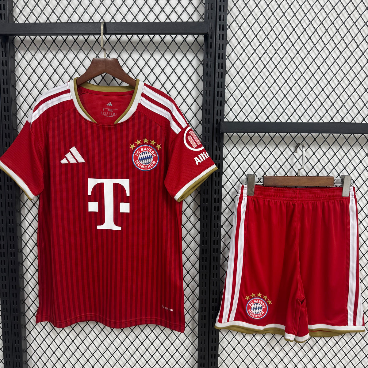 Kids Bayern 2026/27 Home Jersey