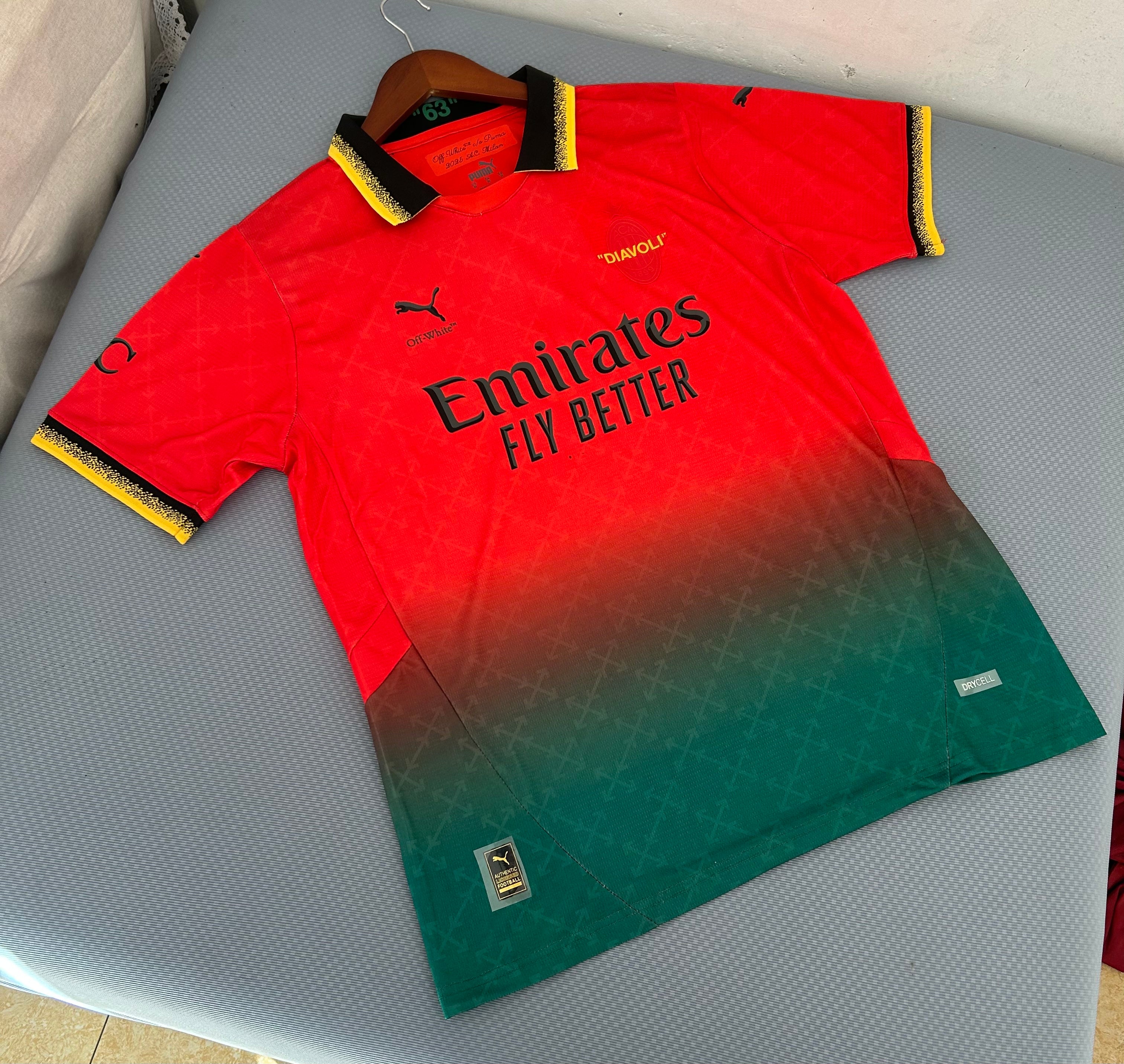Maglia Ac Milan x Off white 2024/25 rossa verde