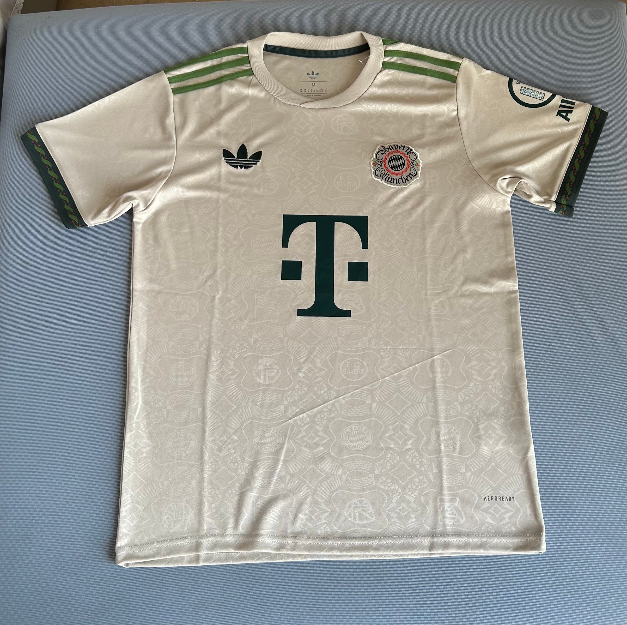 Bayern Munich 2025/26 Oktoberfest jersey