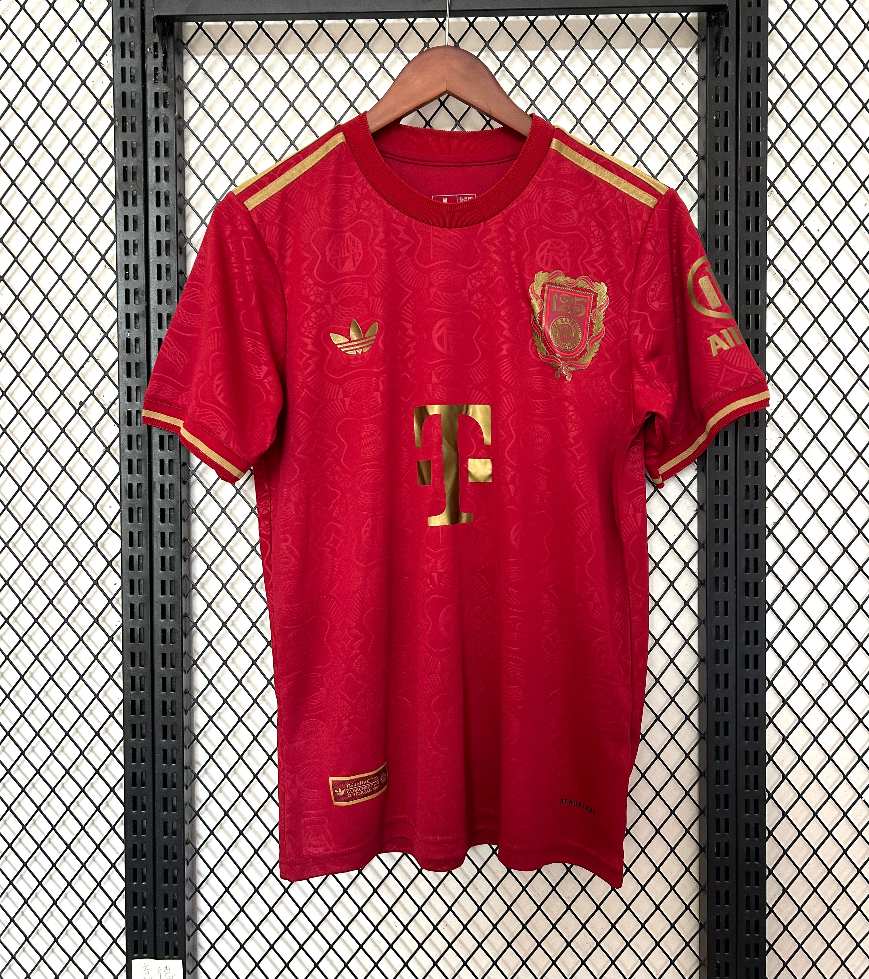 Maglia Bayern speciale 125 anniversario