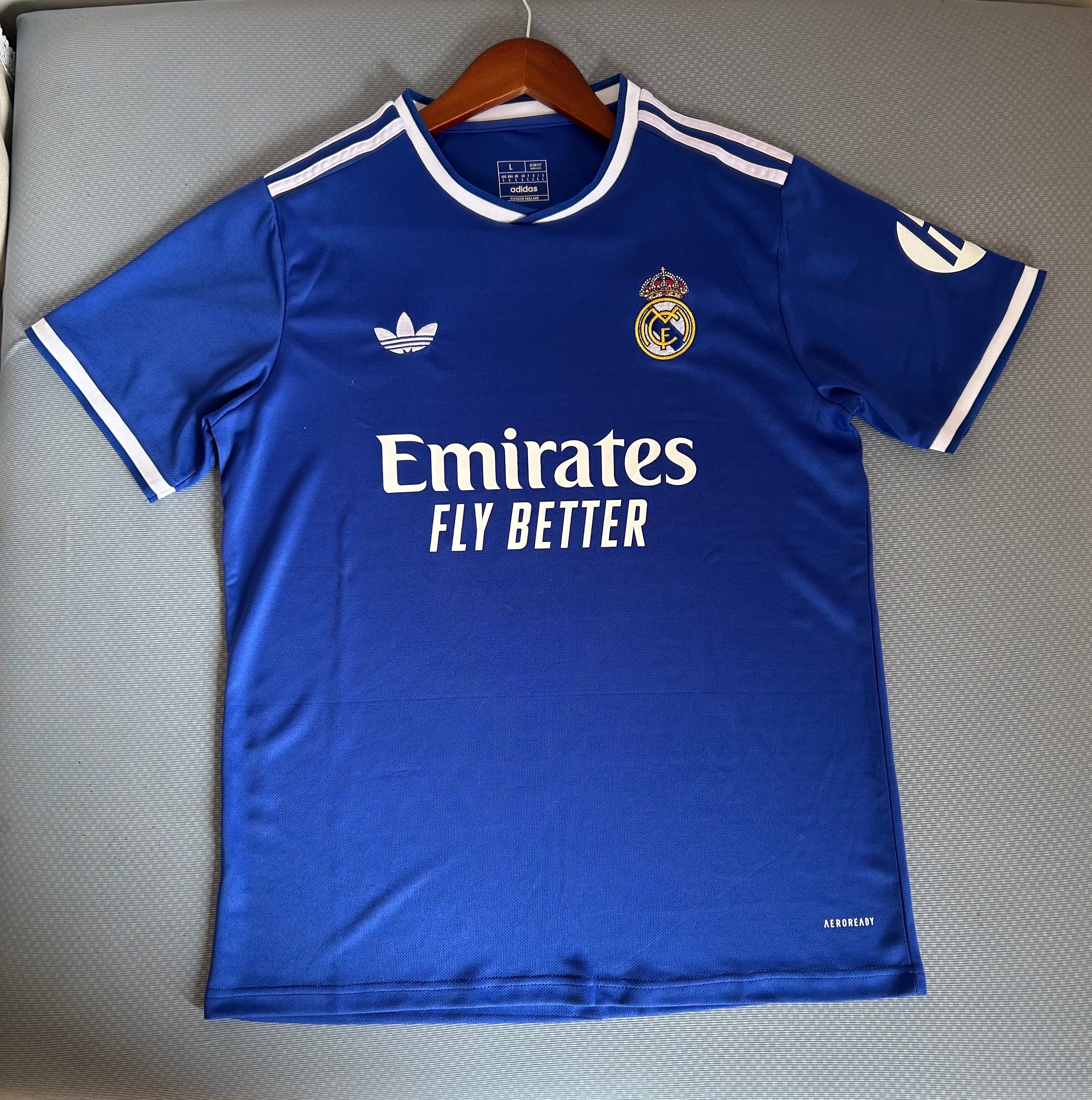 Maglia Real Madrid 2025/26 Third