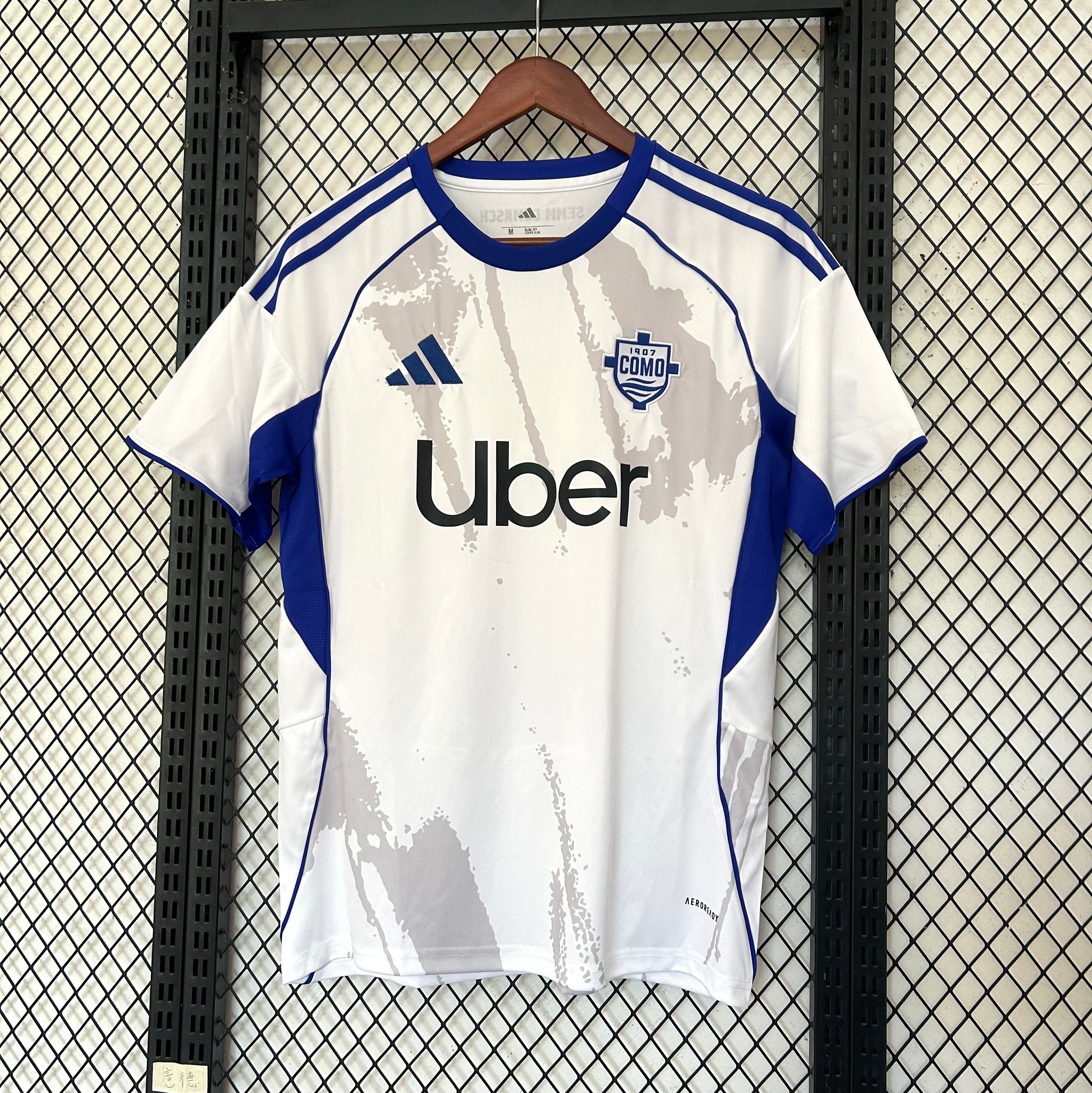 Como 2025/26 Away jersey