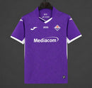 Camiseta local de la Fiorentina 2025/26