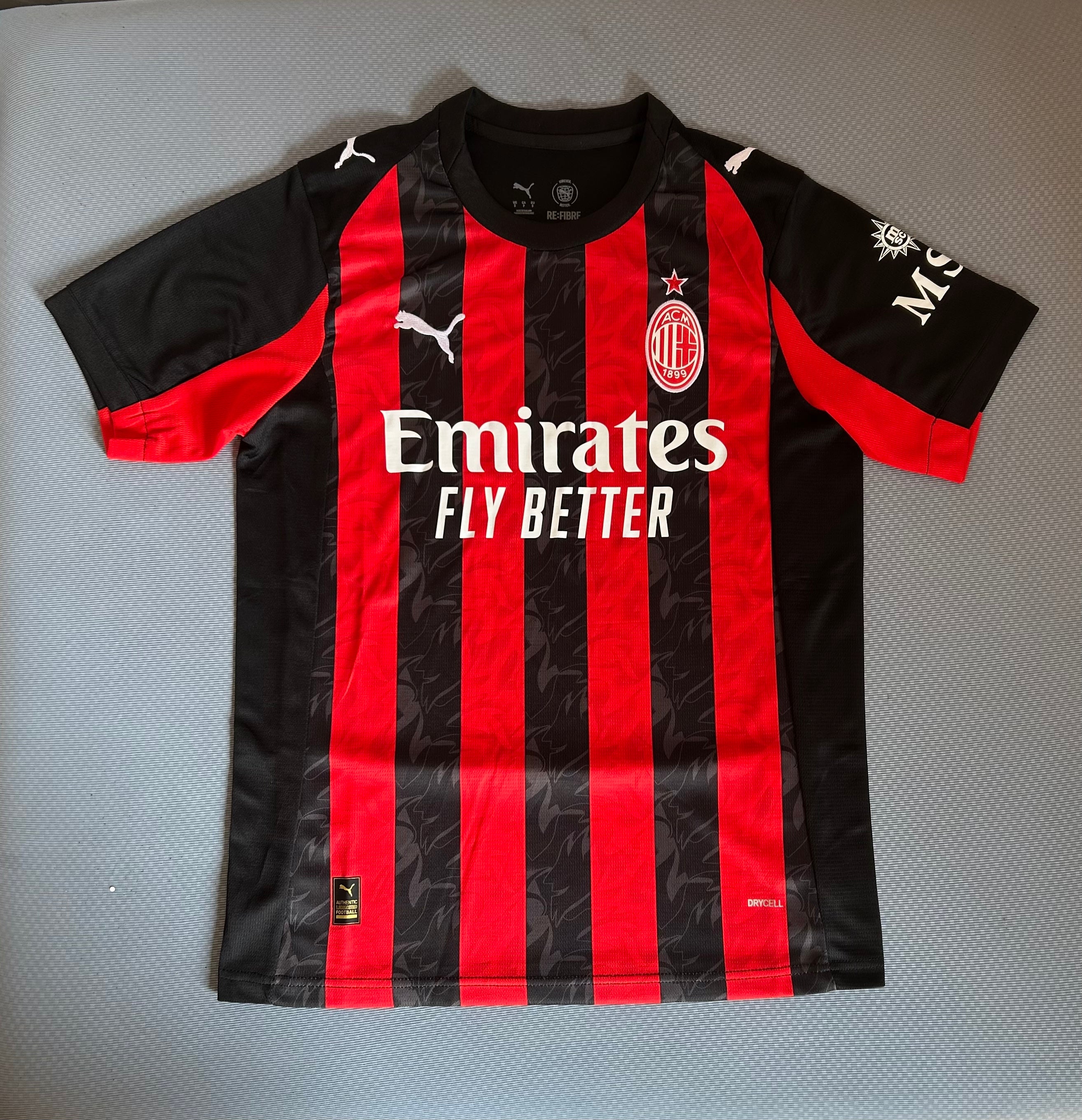Milan 2025/26 Home Jersey