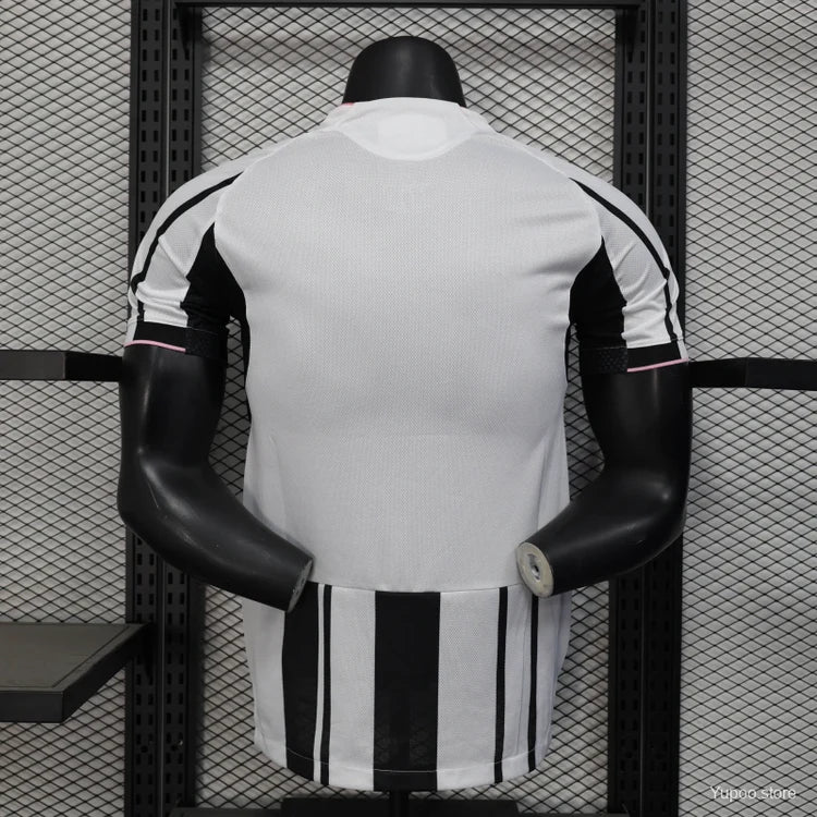 Camiseta de local versión jugador Bianconeri 2025/26
