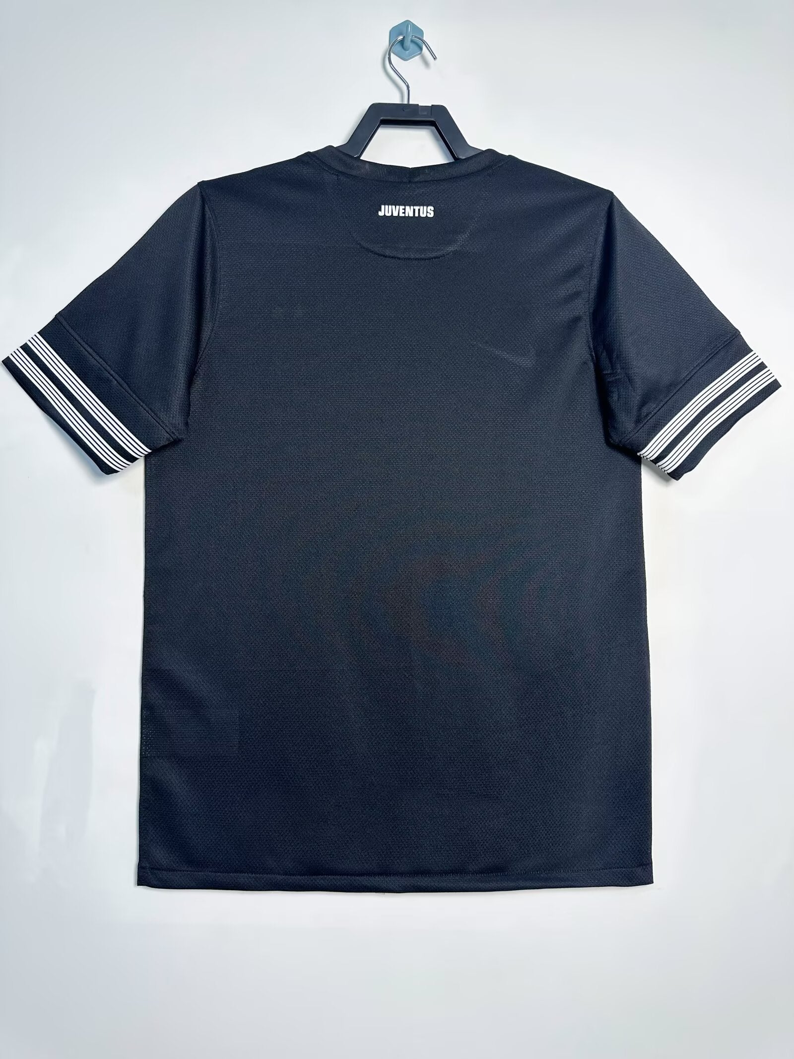 Juventus 2012/13 Retro Black Jersey