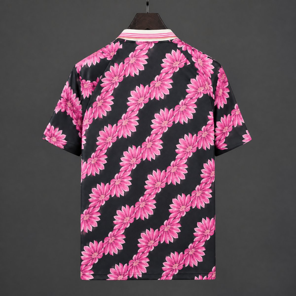 Real Madrid 2026/27 Special Jersey Pink/Black